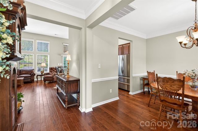 1918 Weighmont Court, Charlotte, NC 28227