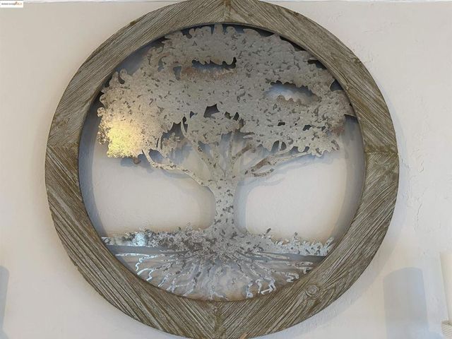 2628 School St, Oakland, CA 94602