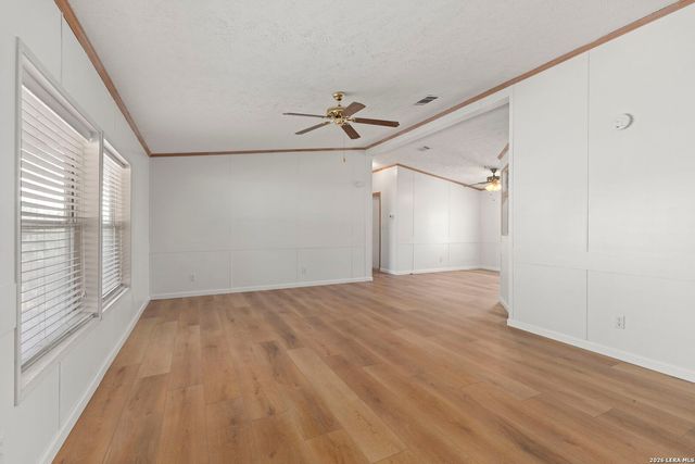133 OAK VIEW DR, La Vernia, TX 78121