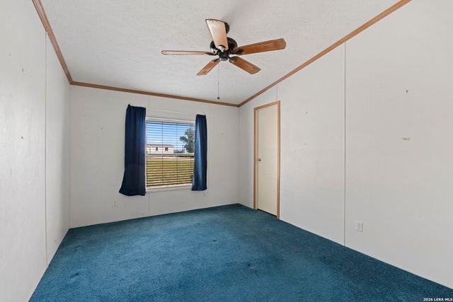 133 OAK VIEW DR, La Vernia, TX 78121