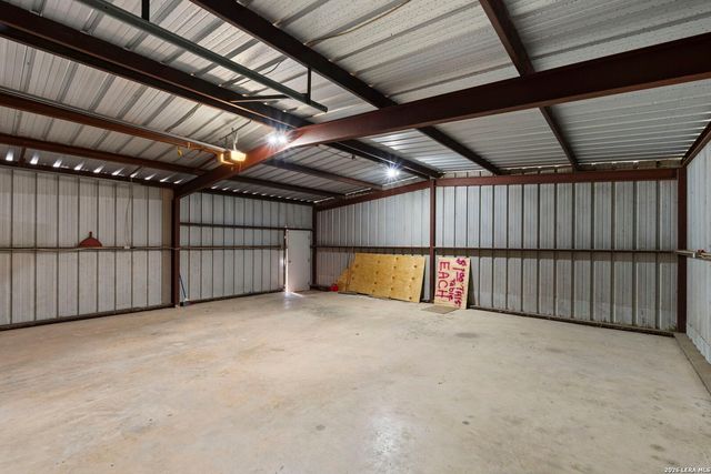 133 OAK VIEW DR, La Vernia, TX 78121