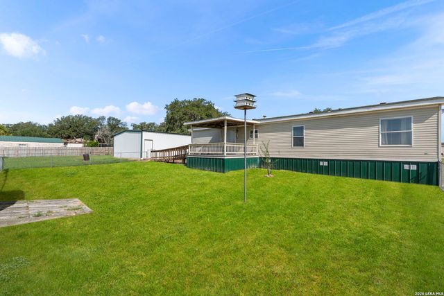 133 OAK VIEW DR, La Vernia, TX 78121