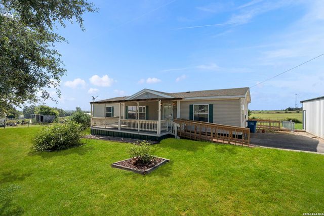 133 OAK VIEW DR, La Vernia, TX 78121
