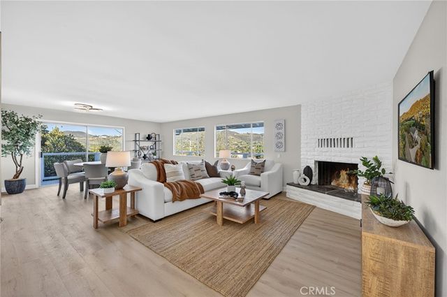 358 Sunrise Circle, Vista, CA 92084