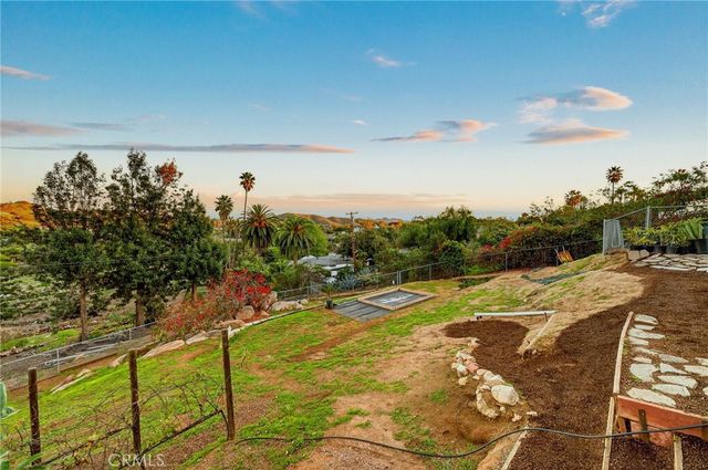 358 Sunrise Circle, Vista, CA 92084