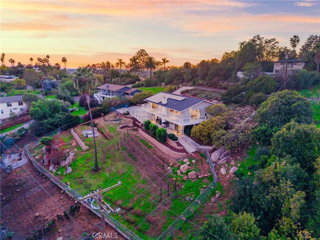 358 Sunrise Circle, Vista, CA 92084