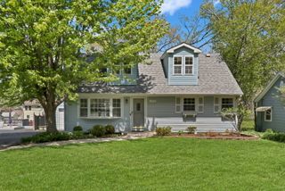 17976 W Big Oaks Road, Grayslake, IL 60030