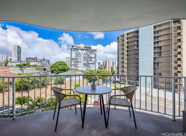 710 Lunalilo Street 402, Honolulu, HI 96813