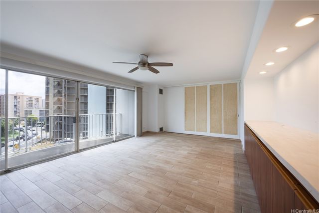 710 Lunalilo Street 402, Honolulu, HI 96813