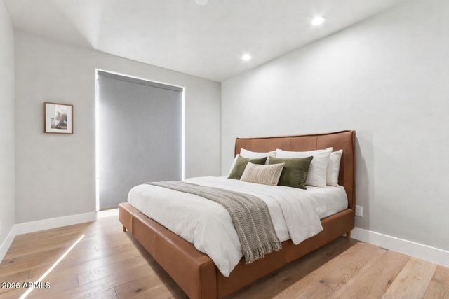 8989 N GAINEY CENTER Drive 237, Scottsdale, AZ 85258