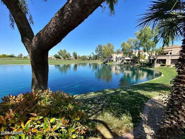 8989 N GAINEY CENTER Drive 237, Scottsdale, AZ 85258