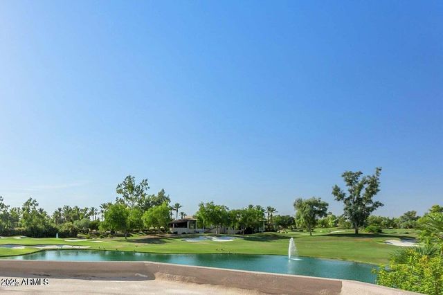 8989 N GAINEY CENTER Drive 237, Scottsdale, AZ 85258