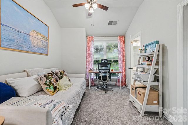 1043 Park West Drive, Charlotte, NC 28209