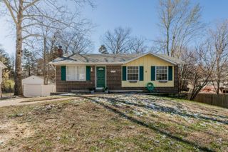1335 GRANDVIEW DR, Jefferson City, MO 65109
