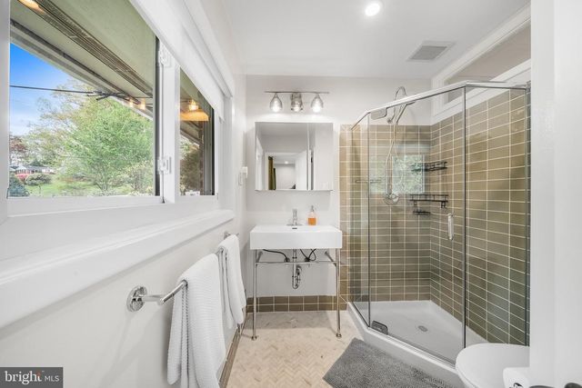 1 S BRYN MAWR PL, Media, PA 19063