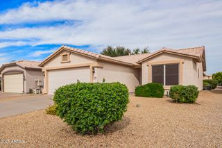 1464 E RUNAWAY BAY Drive, Chandler, AZ 85249