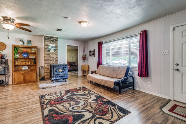 809 Beech Street, Bonham, TX 75418