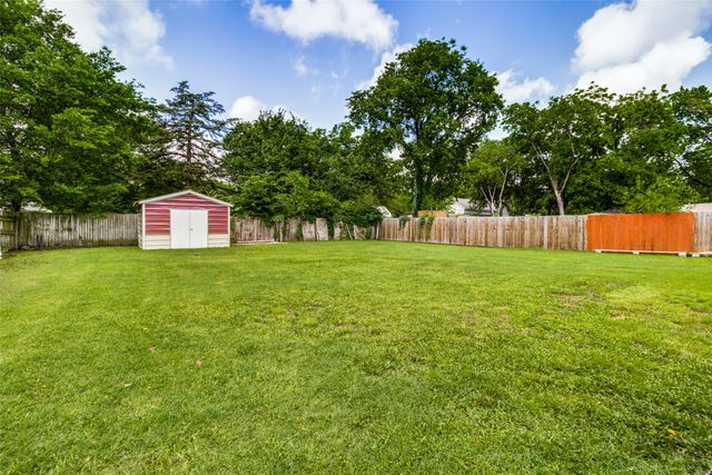 809 Beech Street, Bonham, TX 75418