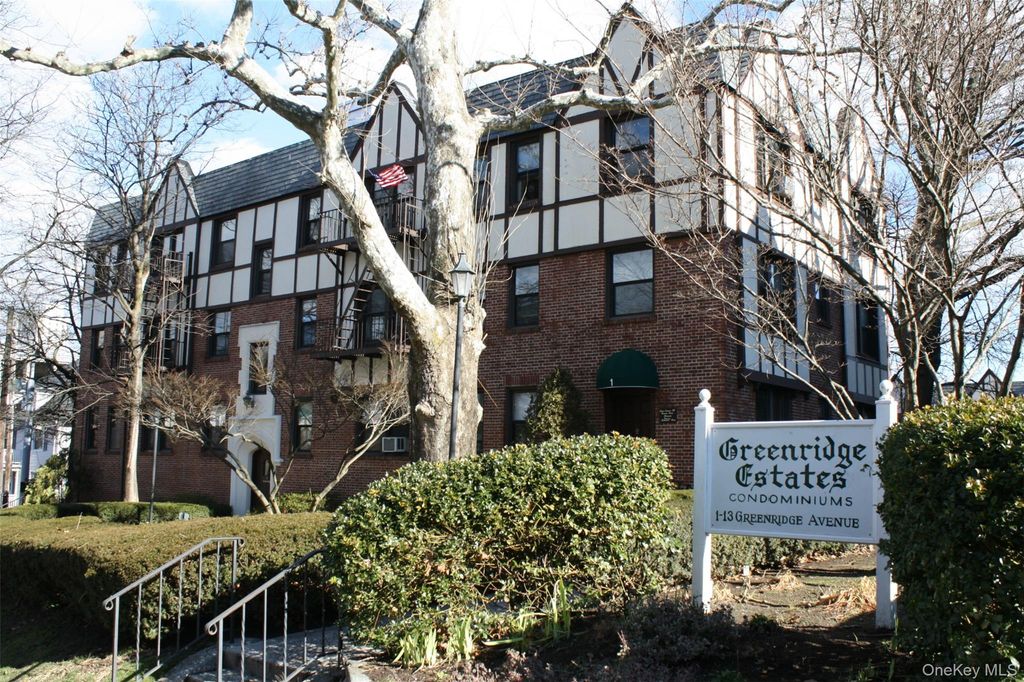 11 Greenridge Avenue D5, White Plains, NY 10605