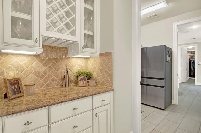 210 Chirping Squirrel Court, Pinehurst, TX 77362