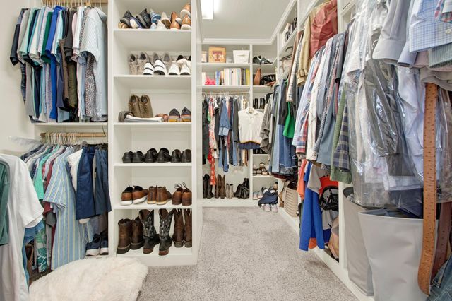 210 Chirping Squirrel Court, Pinehurst, TX 77362