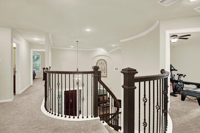 210 Chirping Squirrel Court, Pinehurst, TX 77362