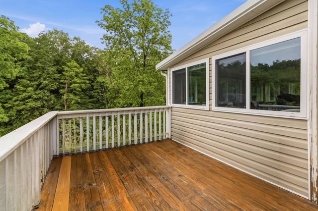 953 Lily Road, London, KY 40744