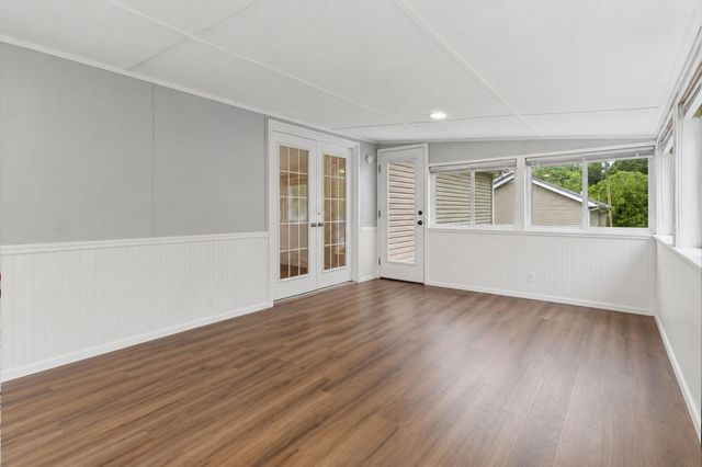 953 Lily Road, London, KY 40744