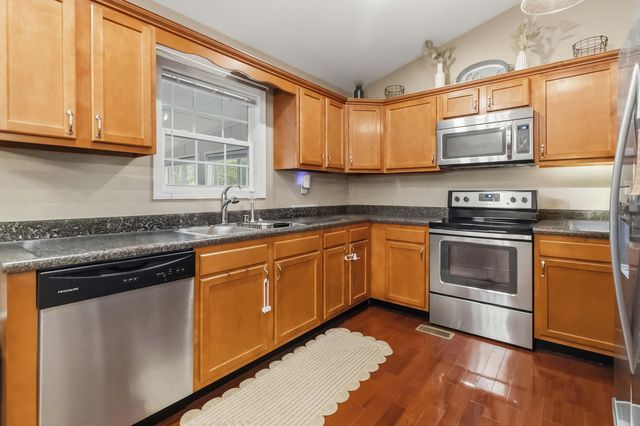 953 Lily Road, London, KY 40744
