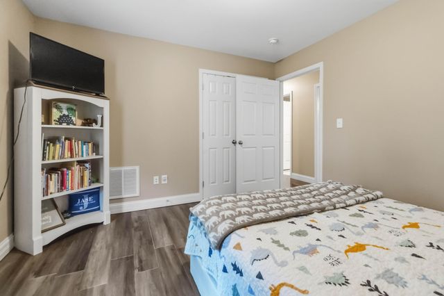 953 Lily Road, London, KY 40744
