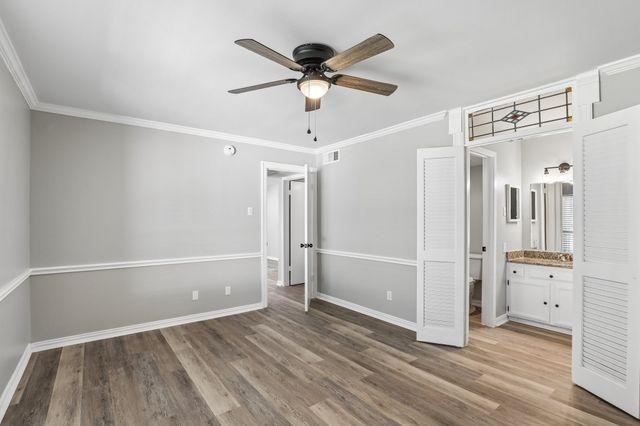 2712 Meadowstone Court, Carrollton, TX 75006
