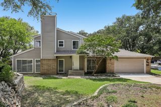 2712 Meadowstone Court, Carrollton, TX 75006