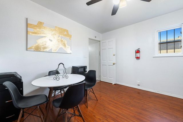 209 W Eden Avenue, Fresno, CA 93706