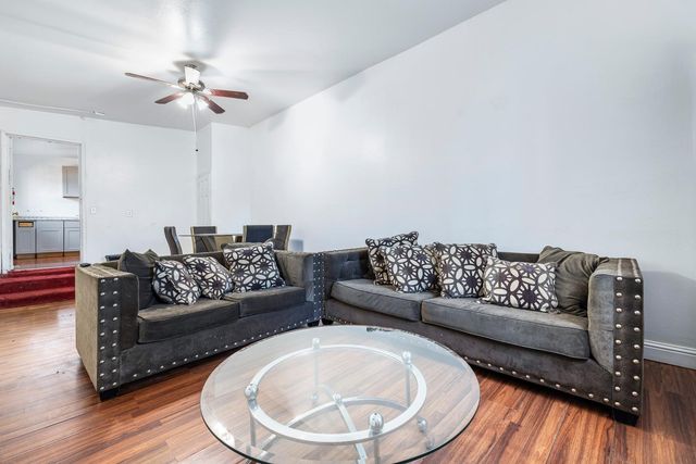 209 W Eden Avenue, Fresno, CA 93706