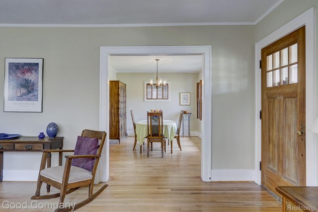 923 W 11 Mile Road, Royal Oak, MI 48067