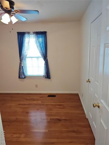 115 Ron De Le Drive, Arnold, MO 63010