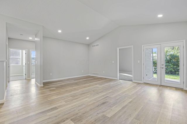 1597 Metcalfe Avenue, Obetz, OH 43207