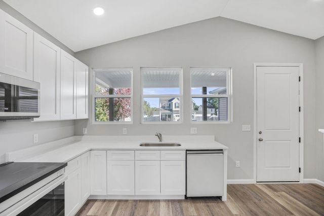 1597 Metcalfe Avenue, Obetz, OH 43207