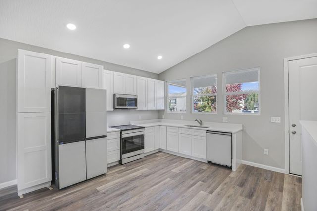 1597 Metcalfe Avenue, Obetz, OH 43207