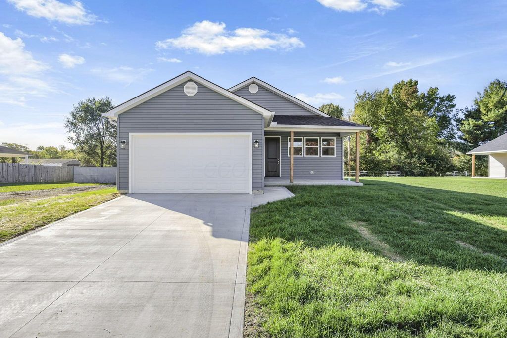 1597 Metcalfe Avenue, Obetz, OH 43207