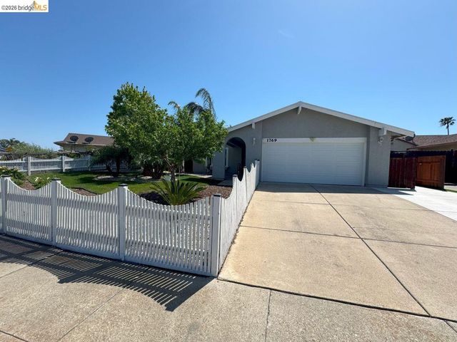 1769 Teresa Ln, Oakley, CA 94561