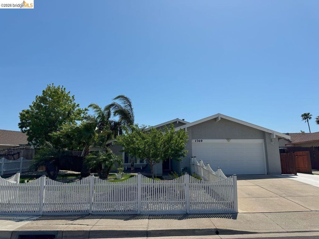 1769 Teresa Ln, Oakley, CA 94561