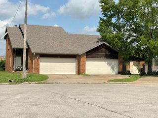 215 & 217 West Edgewood Street, Springfield, MO 65807