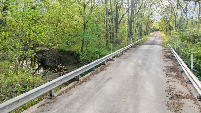 394 County Road 32900, Paris, TX 75460