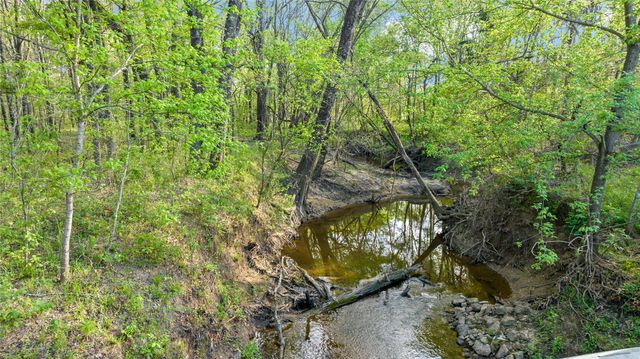 394 County Road 32900, Paris, TX 75460