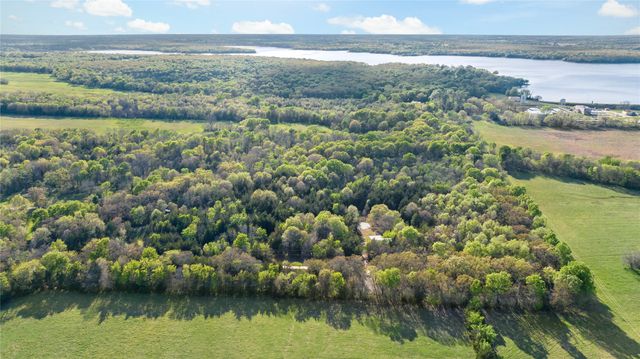 394 County Road 32900, Paris, TX 75460