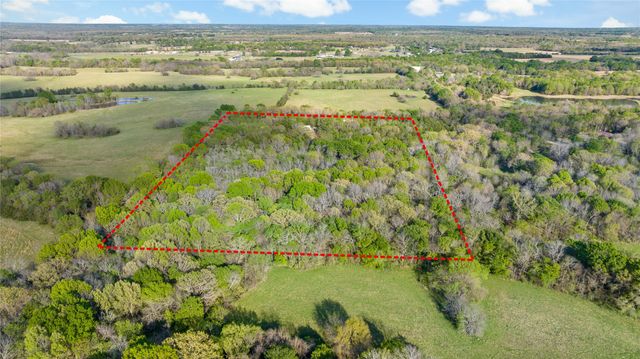 394 County Road 32900, Paris, TX 75460