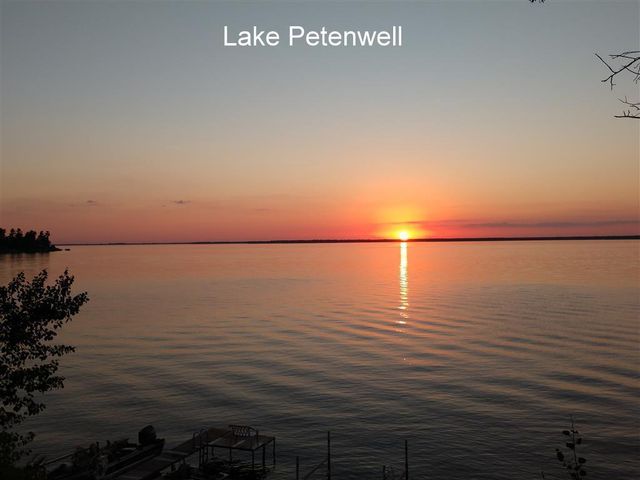 325 Juniper Trail, Nekoosa, WI 54457