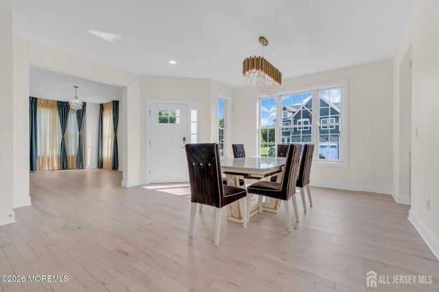 17 Kitchen Avenue, Old Bridge, NJ 08857