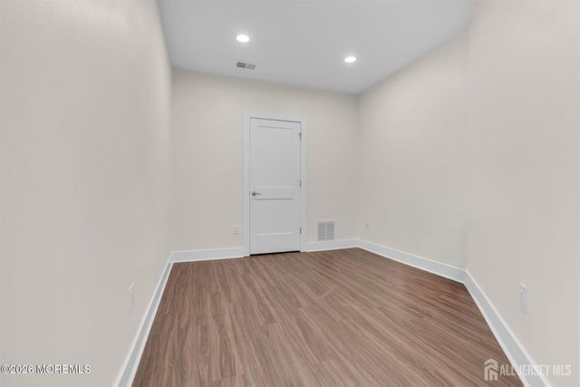17 Kitchen Avenue, Old Bridge, NJ 08857